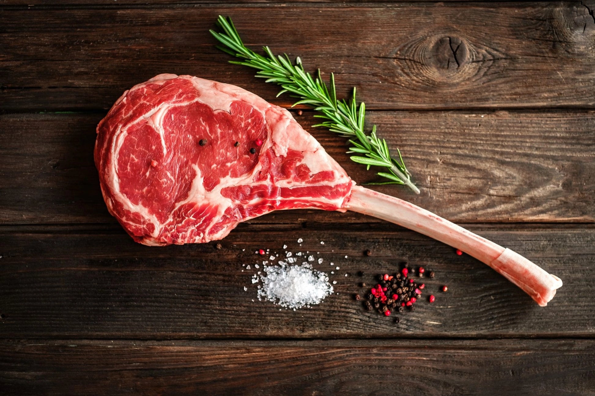 USDA aged 28 days tomahawk ribeye steak