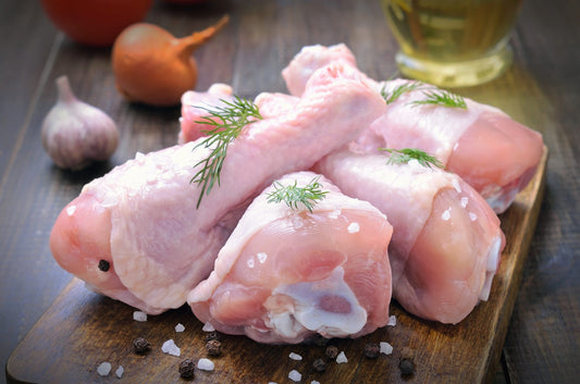 Raw chicken drumsticks